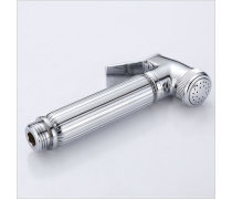 花灑噴槍模具 設(shè)計與制造的關(guān)鍵要素